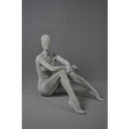 ALIX abstrakte Damenfigur Pos. 18, Raw-Lackierung, sitzend