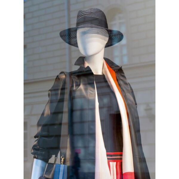 MAGIC precoloured white female mannequin, pos. F49