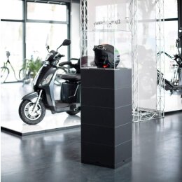 Rent EasyCubes platform with display case, black