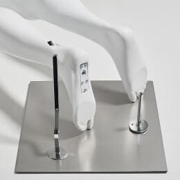 ABS Damen-Schaufensterfigur DR-5 mit Bodenplatte und Wadendorn